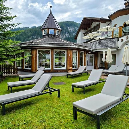 Berghotel Almrausch Berwang Luaran gambar